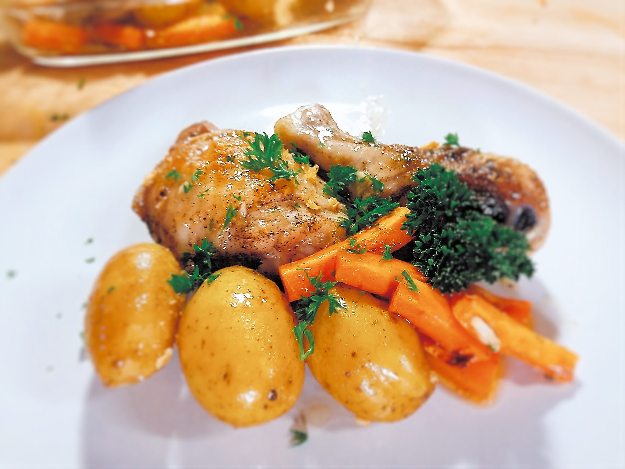 Hähnchen mit Kartoffeln und Karotten-2 - MeatWant