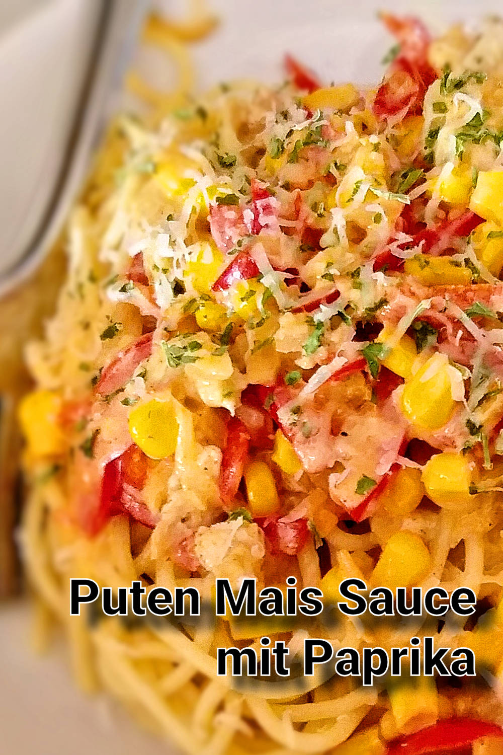 Puten Paprika Sauce mit Mais, ideal für Pasta und Nudeln - Rezepte MeatWant