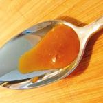 Honig-Senf-Sauce Löffel
